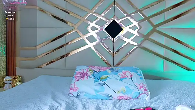 cattaleeyaa online show from March 2, 9:31 pm