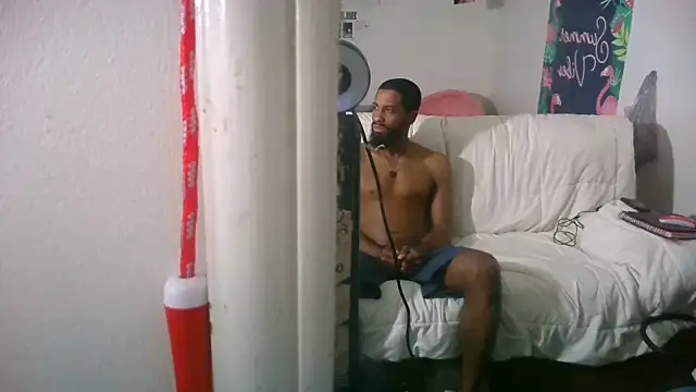 ExoticVibes69 online show from April 21, 2:15 am