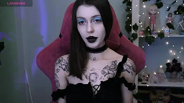 prettybones online show from February 27, 3:06 am