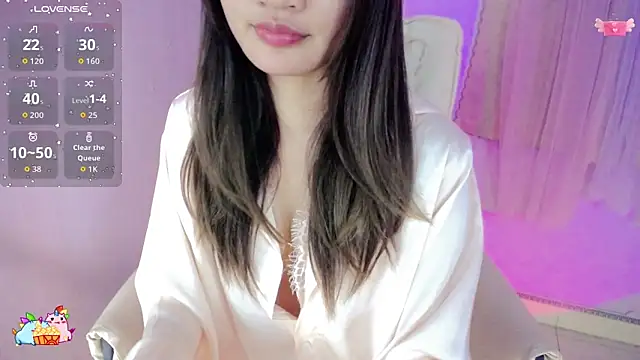 Snapshot of __18Angel__ chatting on October 23, 11:38 am 18Angel online show from October 23, 11:38 am