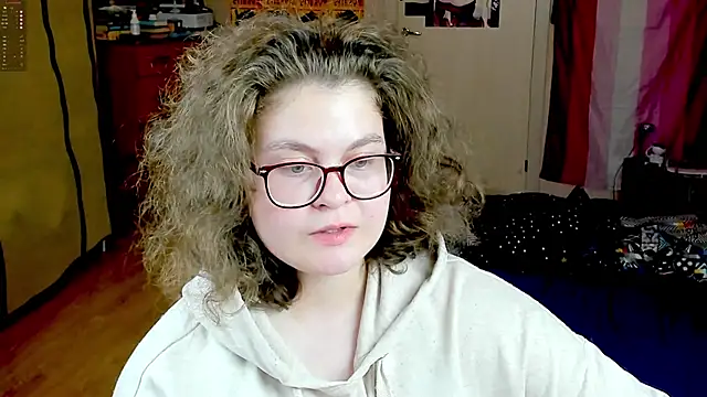 Snapshot of Sashy_Way chatting on October 11, 6:43 pm Sashy Way online show from October 11, 6:43 pm