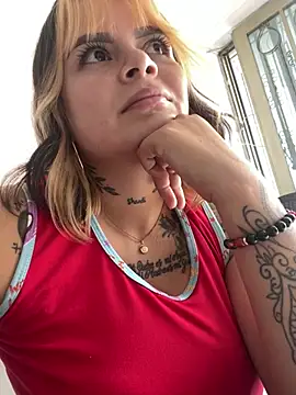 Chloe  and  Ivana  xxx online show from March 27, 5:24 pm