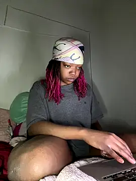 minimama69 online show from January 9, 9:13 am