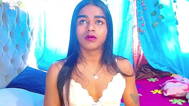 Karly coffe online show from December 15, 3:17 pm