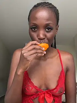 Fanclubbbbb online show from March 31, 9:31 am