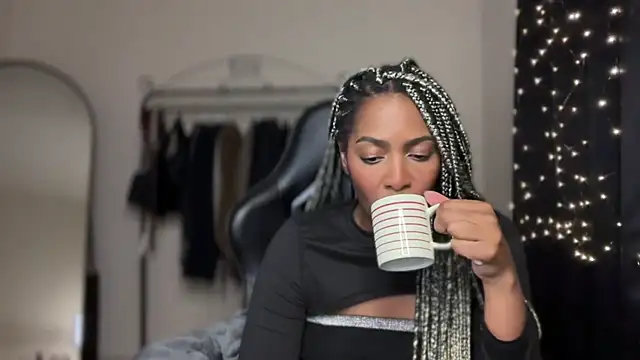 marisilva br online show from November 11, 12:50 am