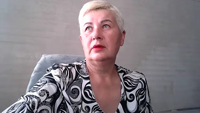 NicoleOlla online show from September 24, 1:48 am