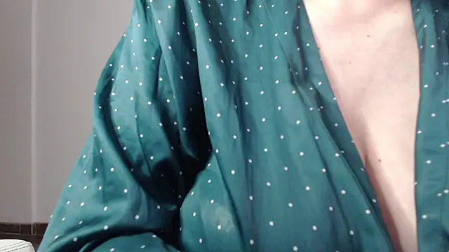 missdaniels online show from September 15, 5:53 pm