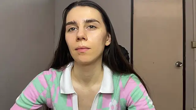 SassyJessi online show from February 5, 7:33 am