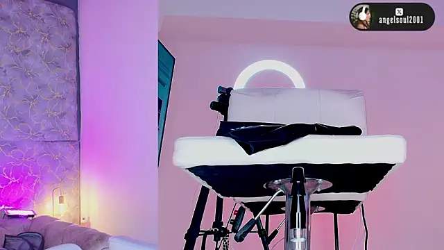 Angelst   online show from February 4, 8:17 am