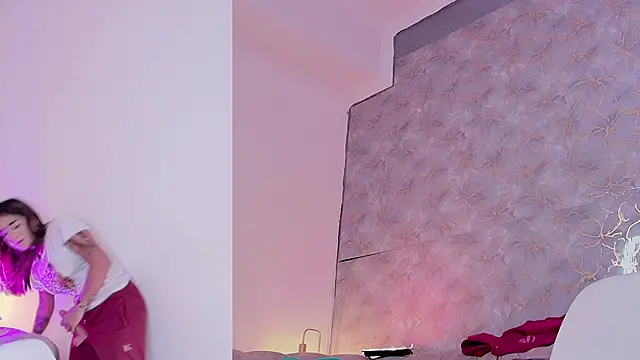 Angelst   online show from March 10, 8:18 am