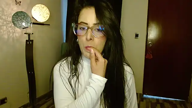 ella peck online show from September 9, 2:55 am