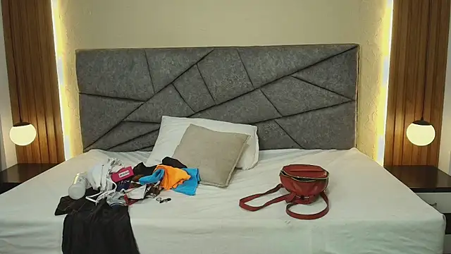 Raquel jones online show from March 30, 7:24 pm