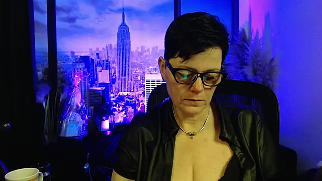 ninarandmann online show from February 21, 6:41 pm