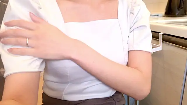 sayaka xo online show from April 17, 7:21 am