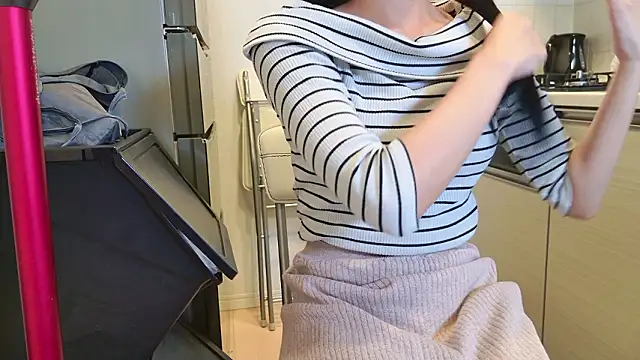 sayaka xo online show from September 25, 7:40 am