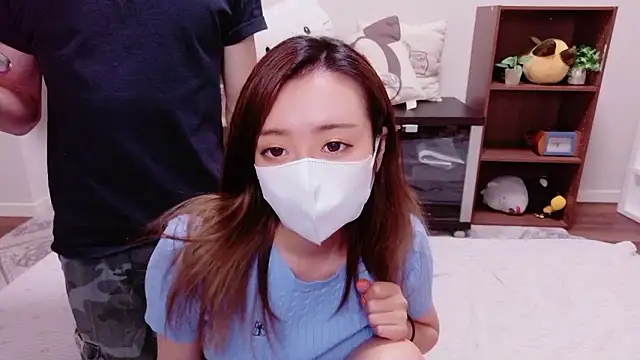 Big ayu  online show from September 18, 9:41 am