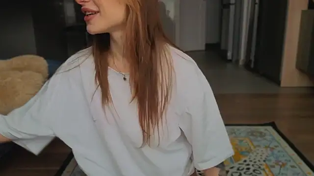 mollyyank online show from March 1, 10:37 am