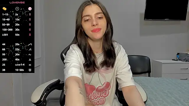 broosnica1 online show from October 30, 7:22 am