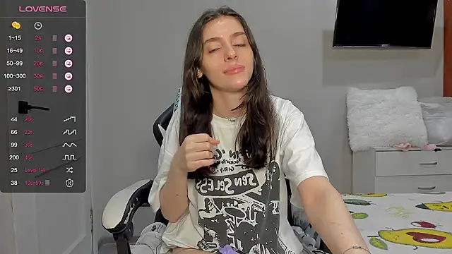 broosnica1 online show from March 7, 10:33 am