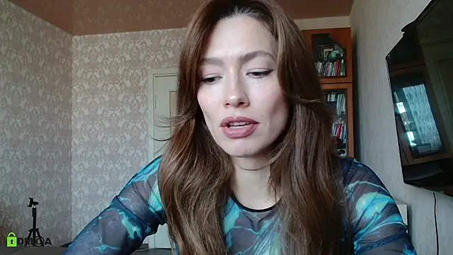 alicia spicy online show from September 17, 4:21 am