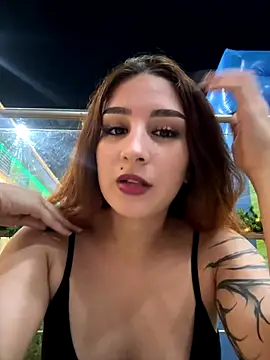 Mon Cherry online show from January 9, 1:32 am