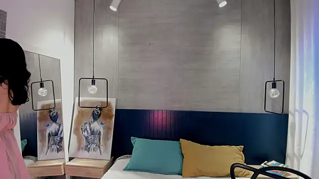  julietta online show from April 1, 1:01 pm