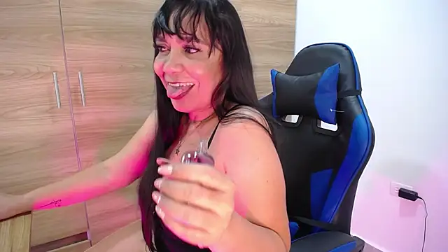 Deiisy Queen online show from October 17, 10:02 pm