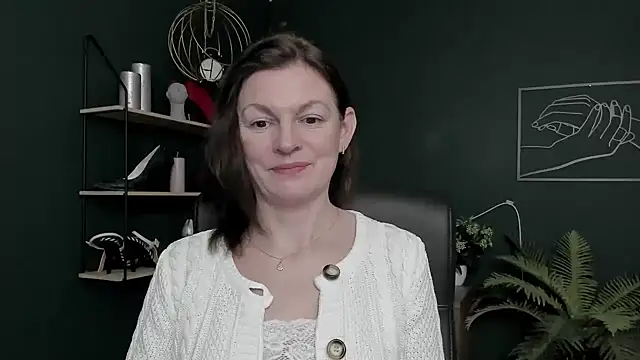 VivianWILD online show from February 13, 7:21 am