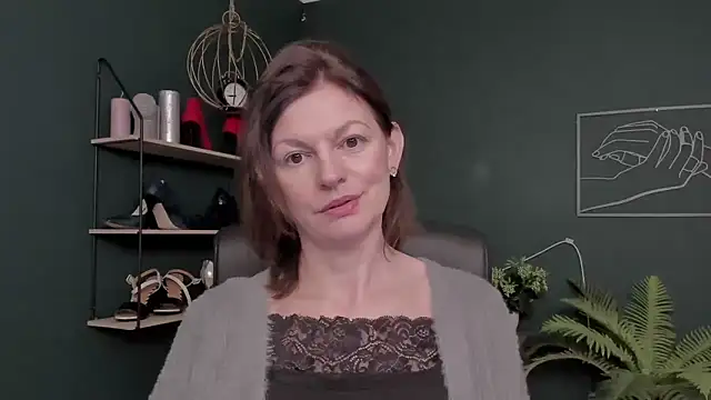 VivianWILD online show from November 24, 7:54 am