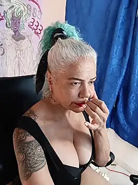 freyadevil333 online show from April 5, 8:52 pm