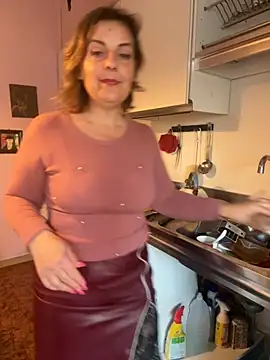 Sunbelxx online show from November 11, 8:55 am