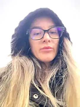 HotXMom online show from November 4, 6:40 am