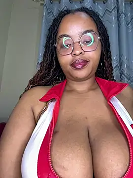 Linahlove online show from July 2, 9:32 pm