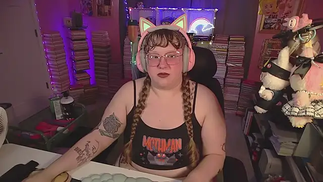 FatVeronica online show from June 27, 5:08 pm