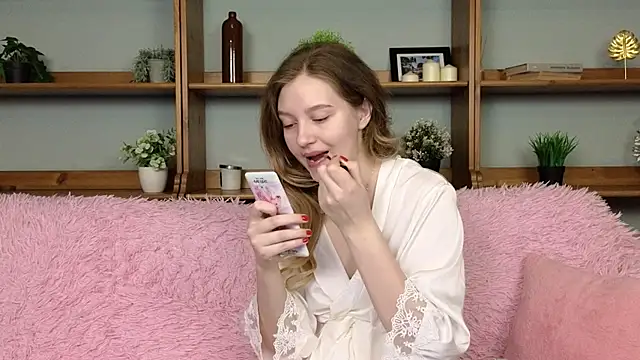 Ksuhesa online show from December 5, 1:16 am