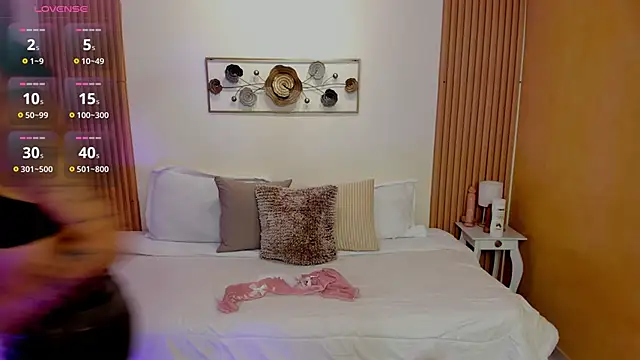 kristen kassi online show from March 7, 6:48 pm