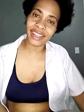 Snapshot of Su_Duarte_1 chatting on October 8, 1:54 am Su Duarte 1 online show from October 8, 1:54 am