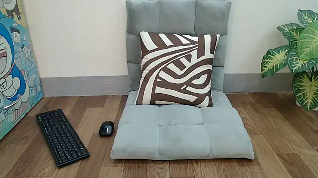 Linn   online show from February 14, 8:11 pm