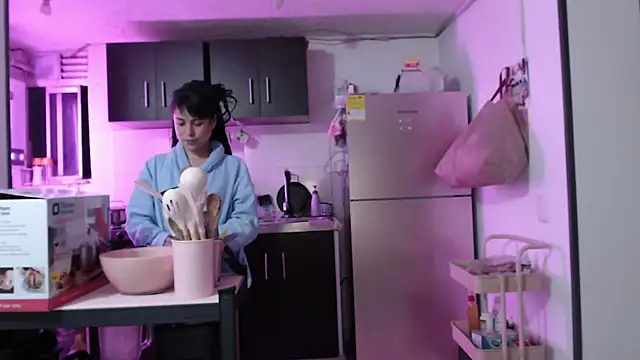 Hellen dumont online show from January 16, 4:08 am