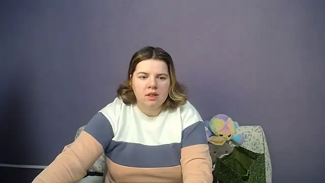 so shy online show from April 5, 6:12 am