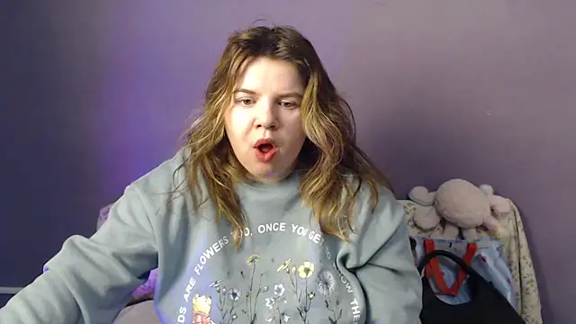 so shy online show from February 8, 7:34 am