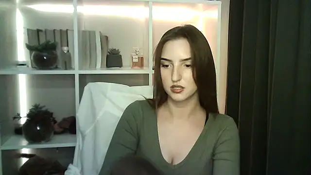 X Alisa online show from September 29, 6:13 pm