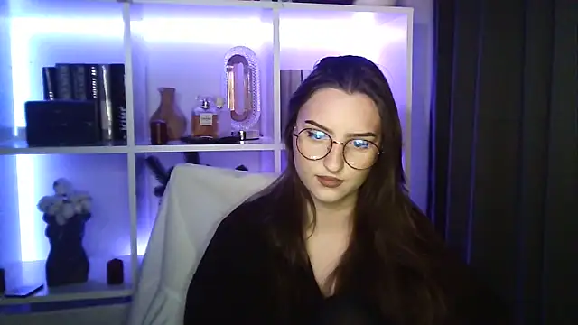 X Alisa online show from February 2, 7:46 pm