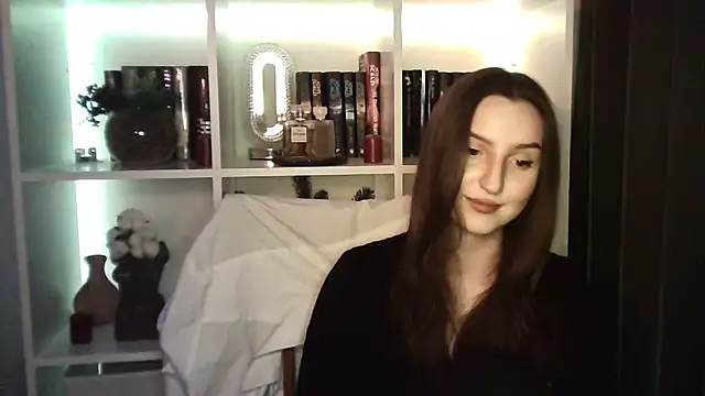 X Alisa online show from April 17, 6:32 pm