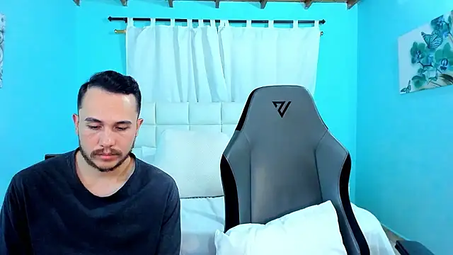 xxx sweet couple  online show from January 10, 7:24 am