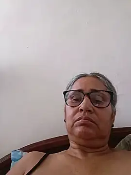  candi online show from May 31, 6:20 pm