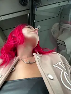 RiriRoseey online show from September 26, 7:50 am