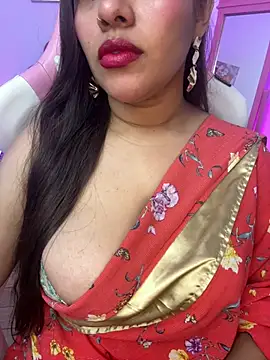 krishaa  online show from April 23, 8:00 pm