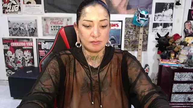 Snapshot of Rollyderolandia666 chatting on October 14, 10:34 pm Rollyderolandia666 online show from October 14, 10:34 pm